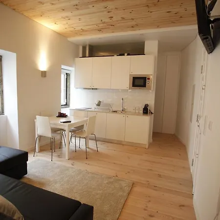 Charming Bairro Alto Apartment Lisbon